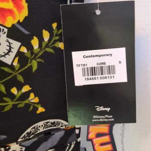 NWT Women's S Coco Scrub Top Tooniforms Disney Pixar Sugar Skull Floral Marigold - Picture 5 of 10